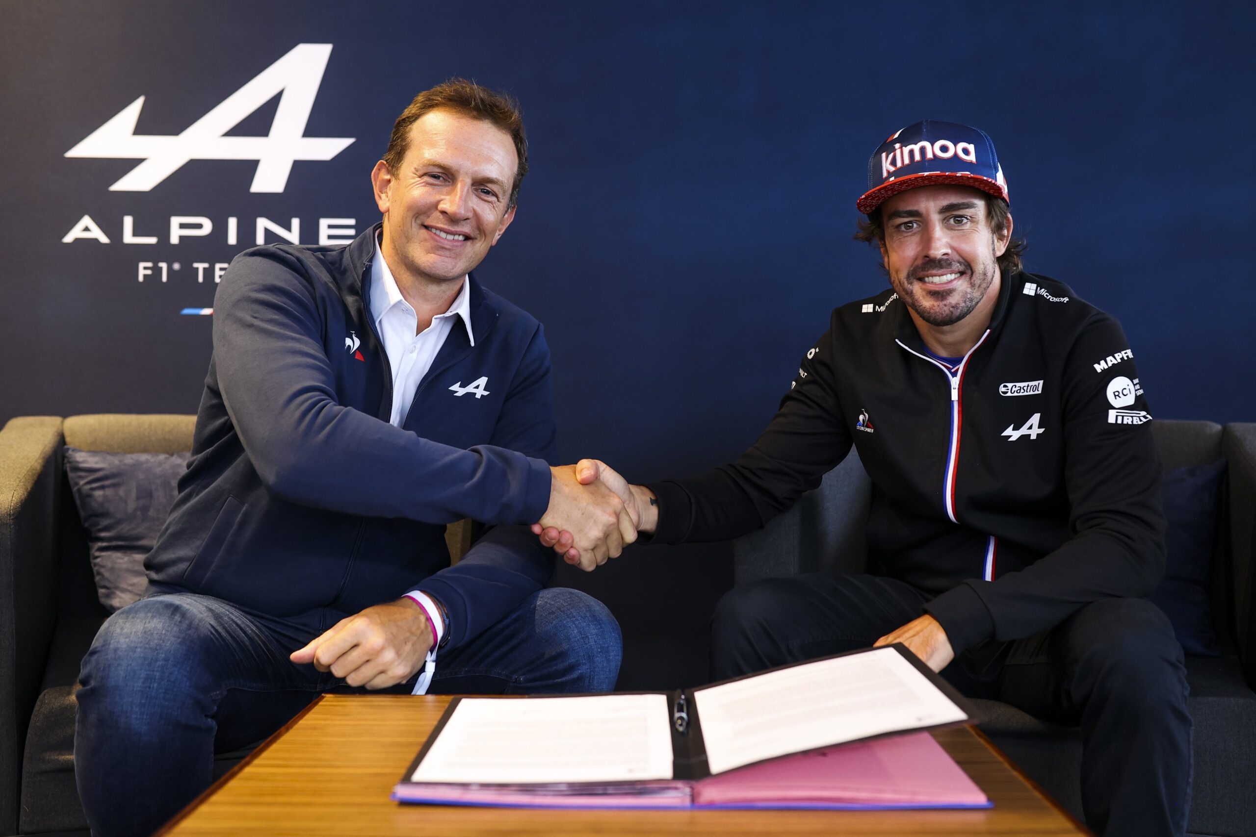 Fernando Alonso rinnova con Alpine F1 Team per il 2022.