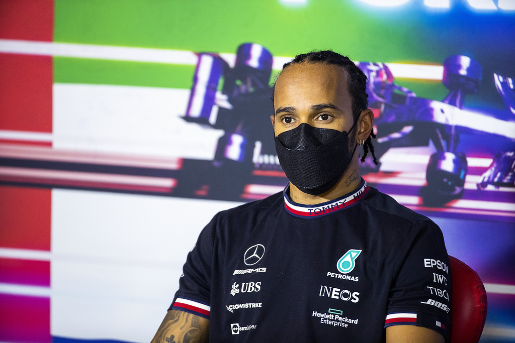 Silenzio Hamilton-Mercedes per eliminare Michael Masi?