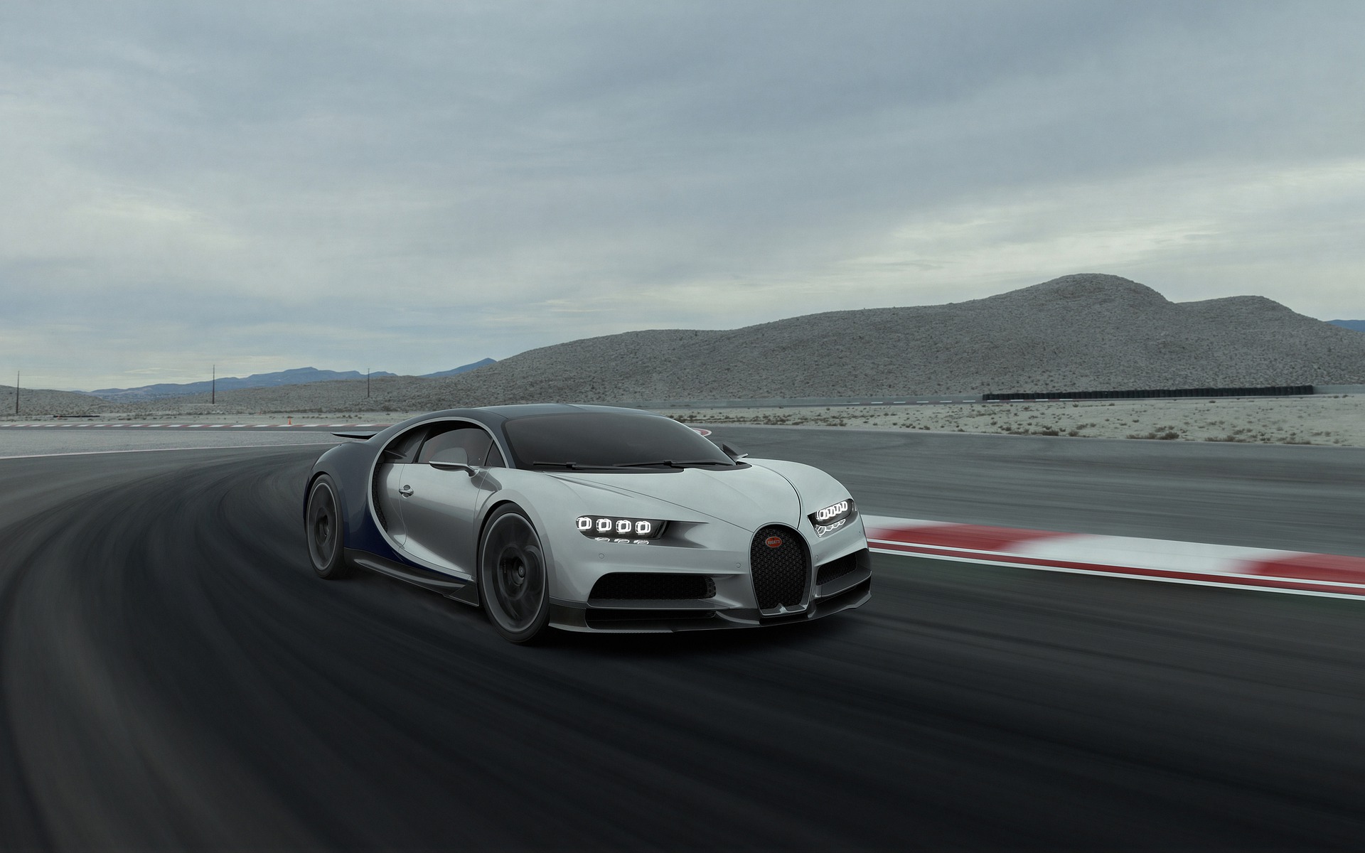 Bugatti Chiron sfreccia a 414 Km/h in autostrada.