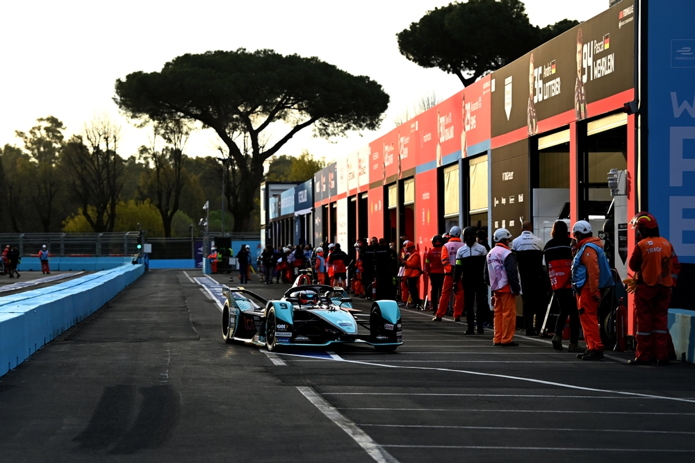 Gara (Round 4) Formula E, E-Prix di Roma 2022: Evans domina in Italia, 2° Frijns.