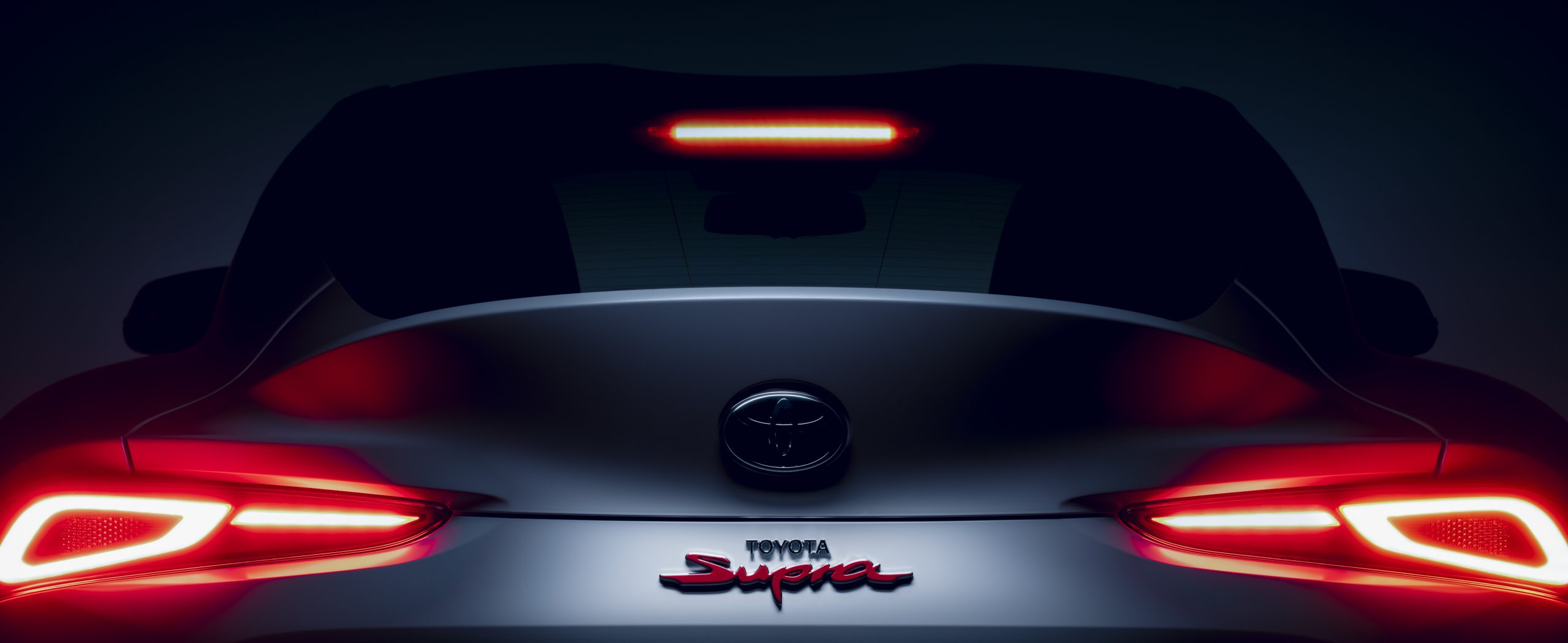 Toyota GR Supra, sarà con il cambio manuale