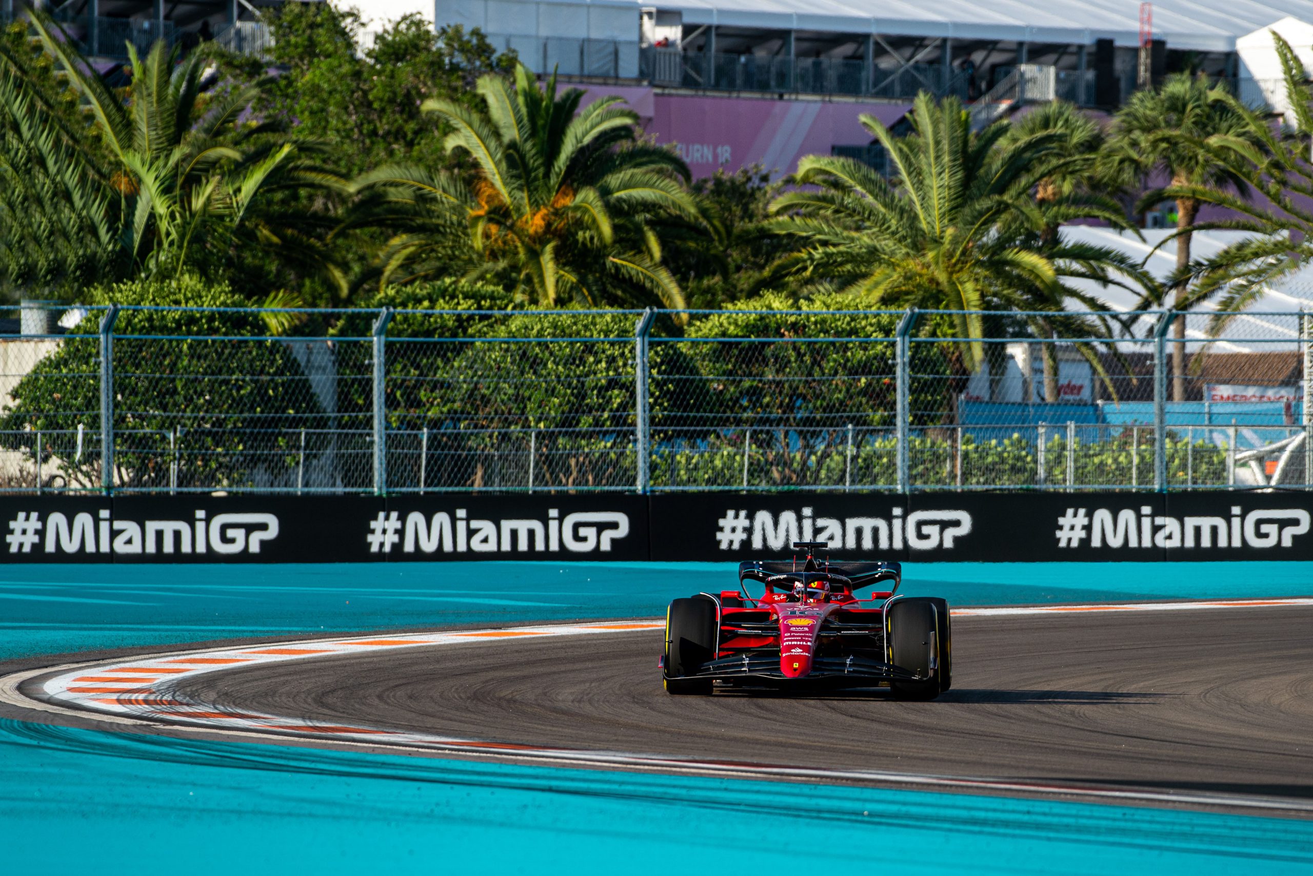 Qualifica F1, Gp Miami 2022: Strepitosa pole position per Charles Leclerc, doppietta Ferrari.