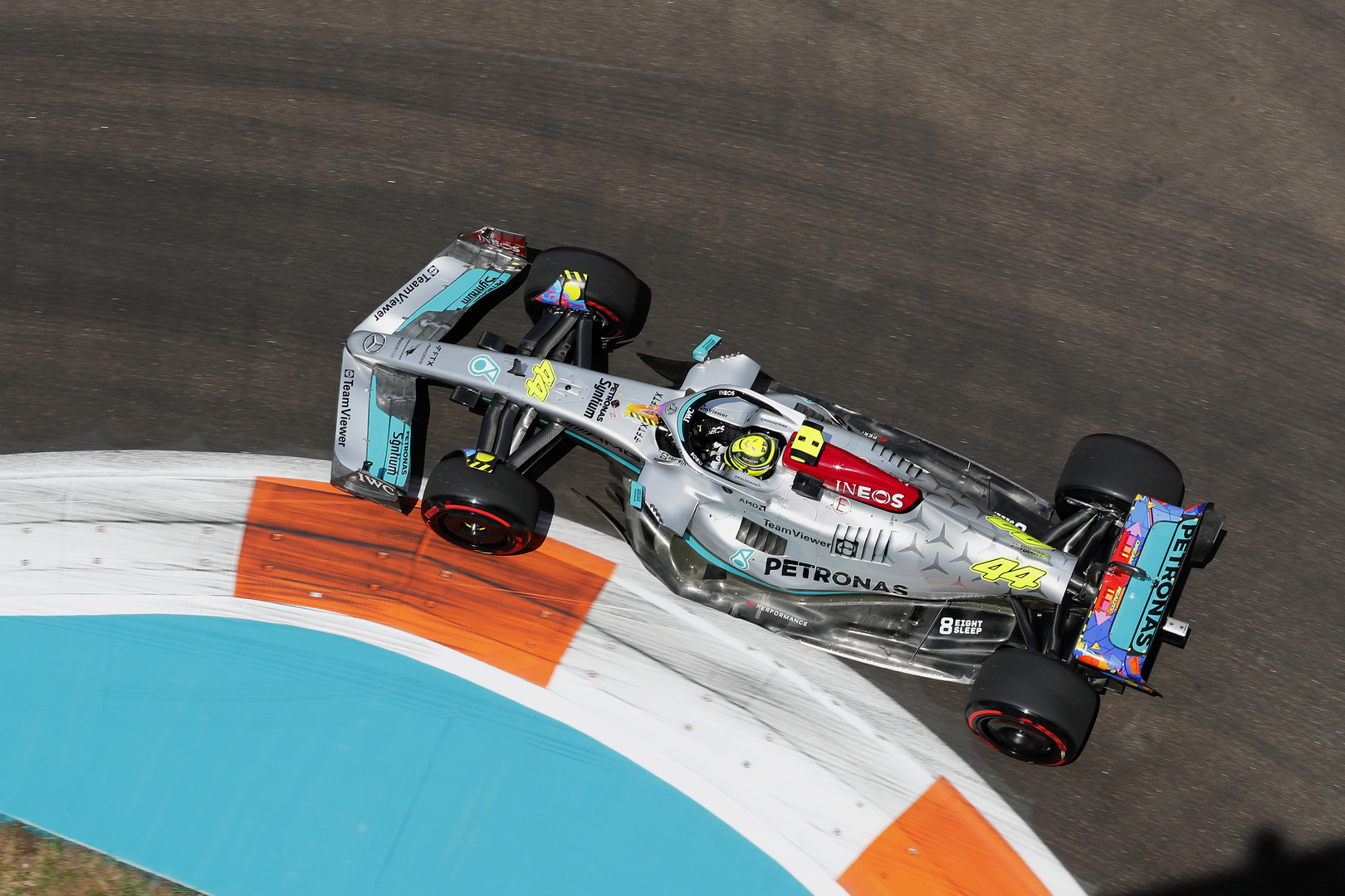 FP2, Gp Miami 2022: Russell il più veloce, Verstappen e Sainz problemi.