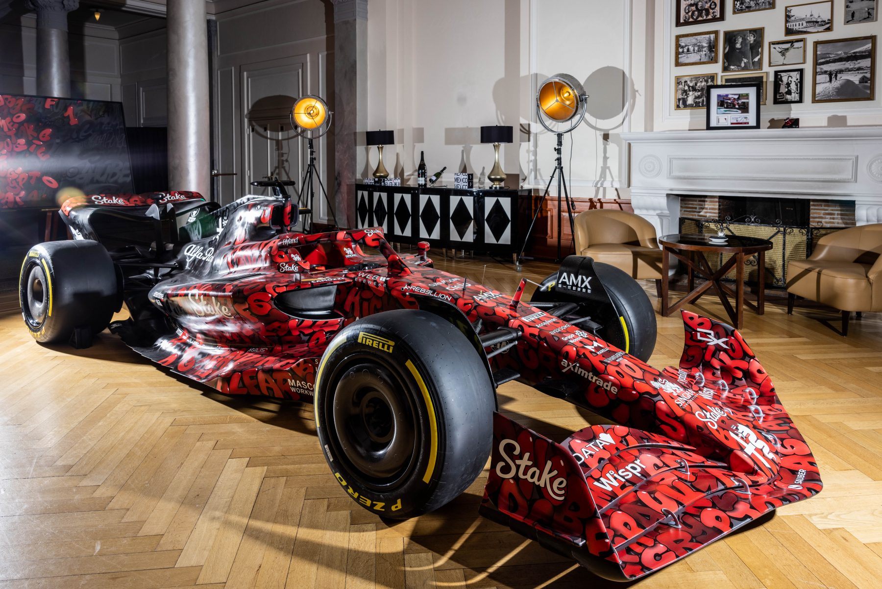 Livrea Alfa Romeo F1 in beneficienza, creata un’opera d’arte