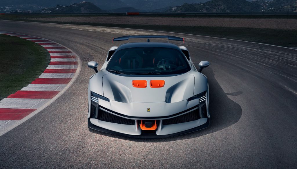 Ferrari SF90 XX Stradale e Spider: aerodinamica, interni e motore.