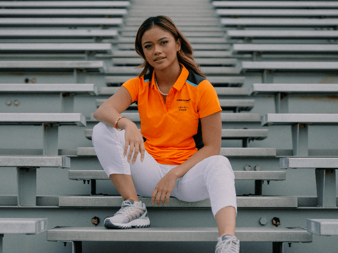 Bianca Bustamante in McLaren, è entrata nel programma sviluppo piloti.