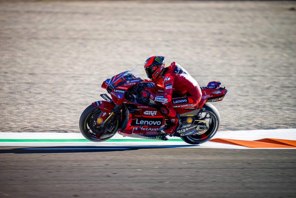 Gara Valencia MotoGp 2023: Bagnaia vince e conquista il titolo.