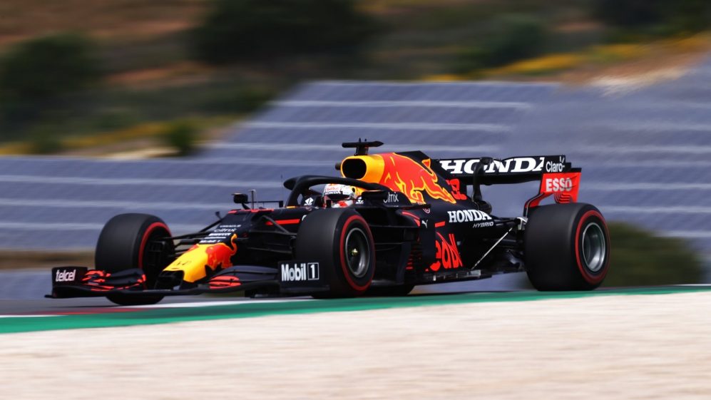 Prova libera 3 del GP del Portogallo di F1: Verstappen primo davanti a Hamilton, Ferrari 6° e 7°.