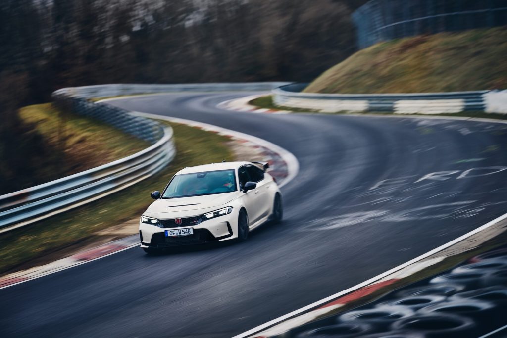 Honda Civic Type R più al Nurburgring