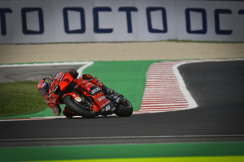 Qualifica, Gp di San Marino: Bagnaia in Pole Position, doppietta Ducati.