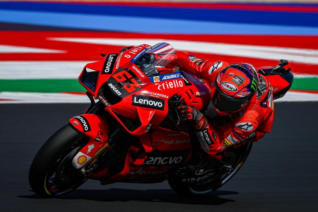 Gara, Gp di San Marino: Bagnaia vince, davanti a Quartararo. Bastianini 3°.