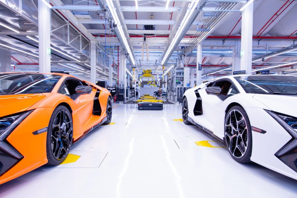 Ordini Lamborghini Revuelto, coperti già due anni di produzione.