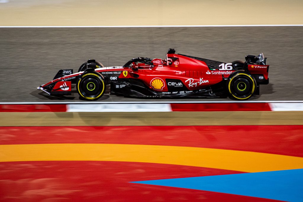 Nuova ala posteriore Ferrari, provata durante i Test