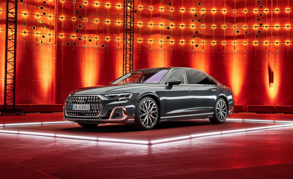 Restyling Audi A8 2022: nuove tecnologie e nuovo design.