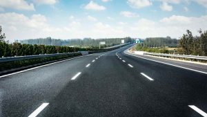 Autostrada - fonte Freepik - automotore.it