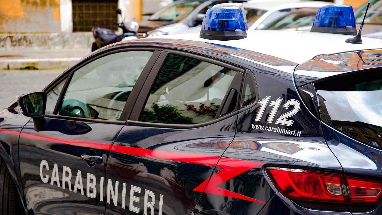 Carabinieri - fonte Pixabay - automotore.it