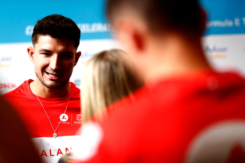 Qualifica (Round 13) Formula E, E-Prix di Londra 2022: Super Pole Position di Dennis, secondo Vandoorne.