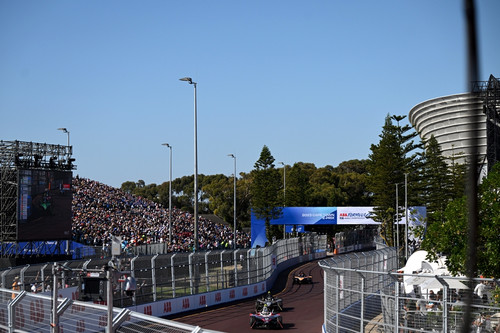 Gara Formula E 2023 a Città del Capo: Vince Da Costa con la Porsche, Maserati Out