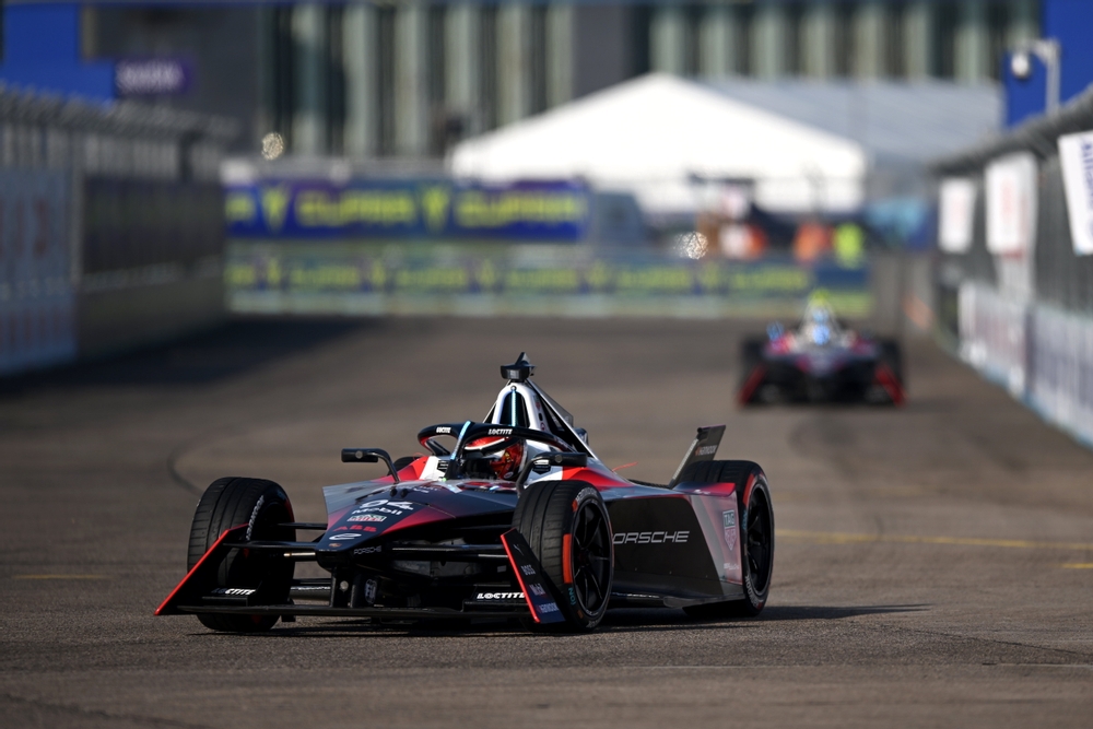 Gara Giacarta Formula E 2023: Wehrlein vince, podio per la Maserati.