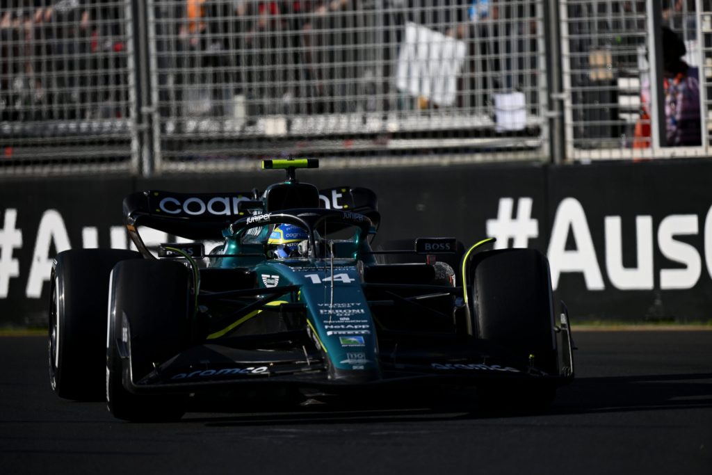 Alonso su Sainz: “La penalità è troppo severa”.