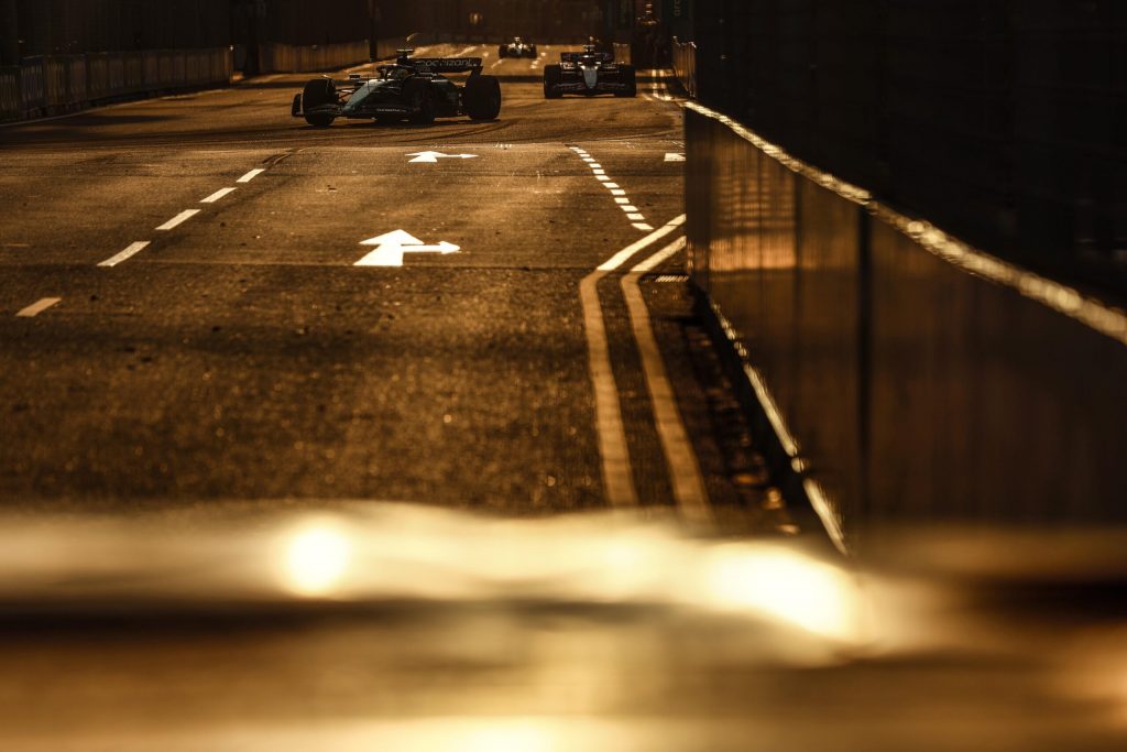FP1 Singapore F1 2023: Doppietta Ferrari, Leclerc e Sainz davanti a tutti.