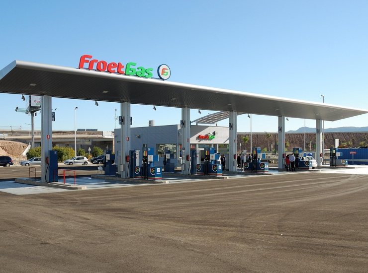 Questo è l'orario migliore per fare benzina - fonte Pixabay - automotore.it