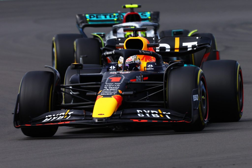 FP3, Gp Silverstone 2022: Verstappen vola per davvero, Leclerc a 4 decimi.