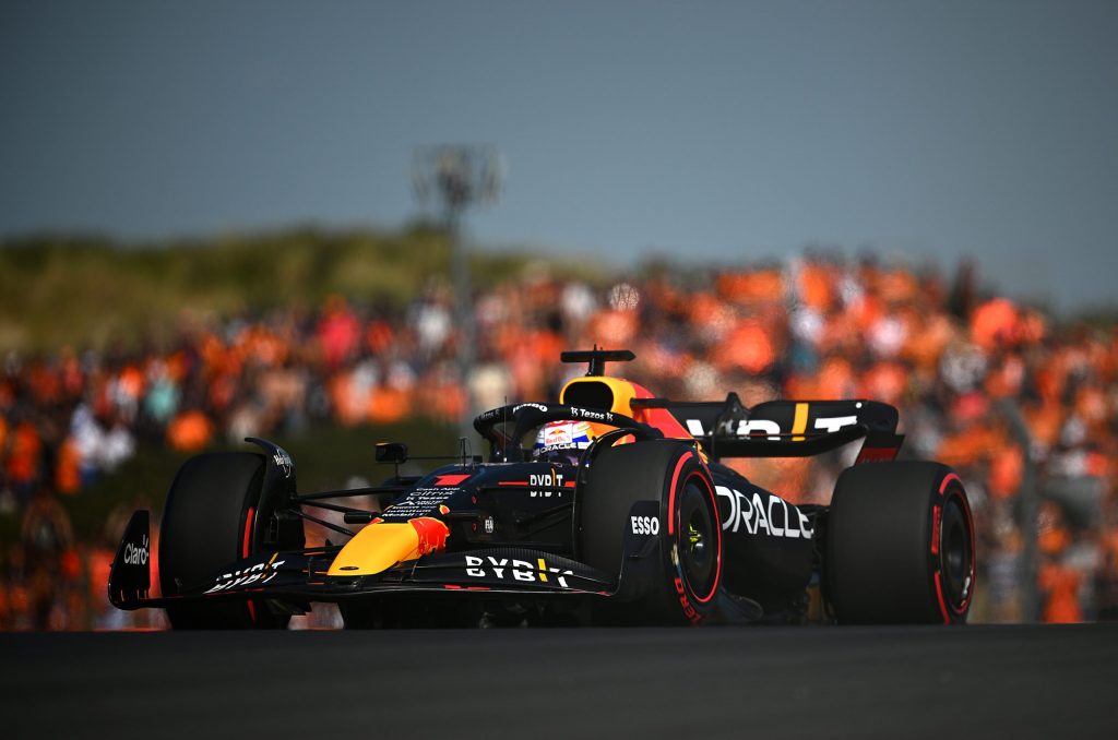 Gara, Gp Olanda F1 2022: Verstappen strepitoso, Russell e Leclerc a podio.