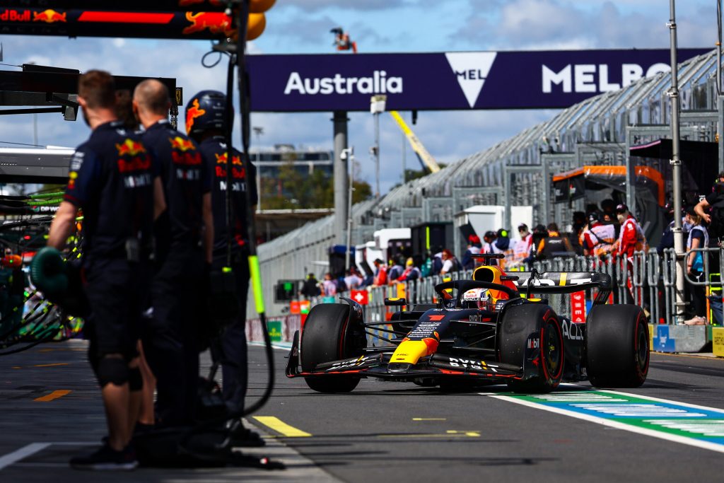 FP1 Australia 2023: Verstappen primo ma con difficoltà, Ferrari 5° e 6°.