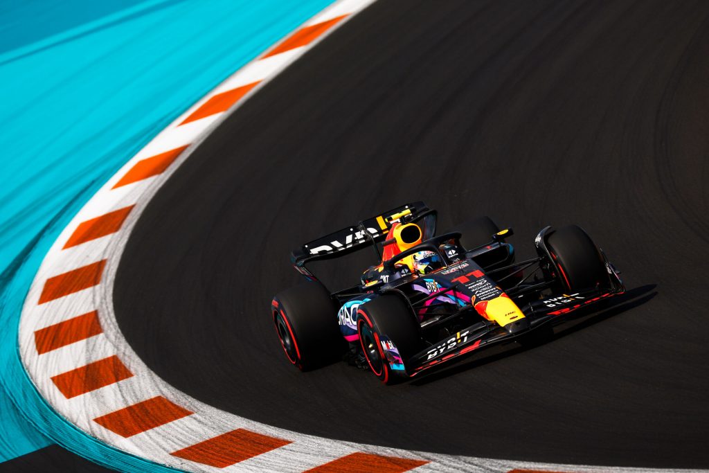 Qualifica Miami 2023: Perez in Pole Position, Verstappen 9°. Leclerc a muro.