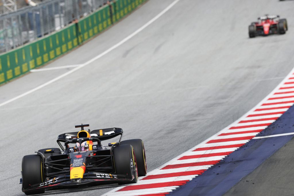 Gara Austria F1 2023: Verstappen domina, ottima Ferrari sul podio.