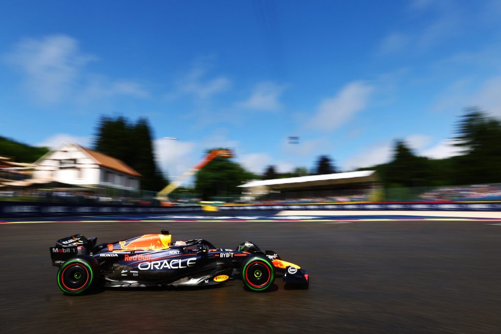 Qualifica Sprint Belgio 2023: Pole Position di Verstappen di soli 11 millesimi.