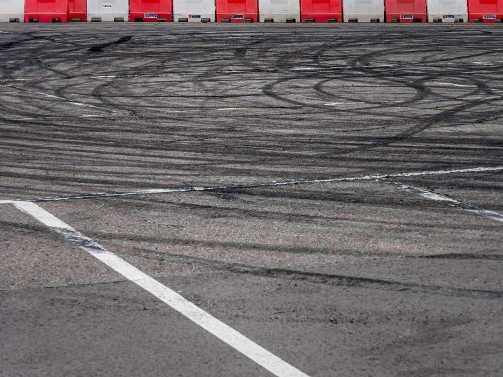 F1 ricorda Ken Block, il pilota di rally scomparso a 55 anni