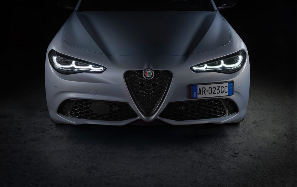 Alfa Romeo Giulia e Stelvio: ecco il restyling dal muso nuovo