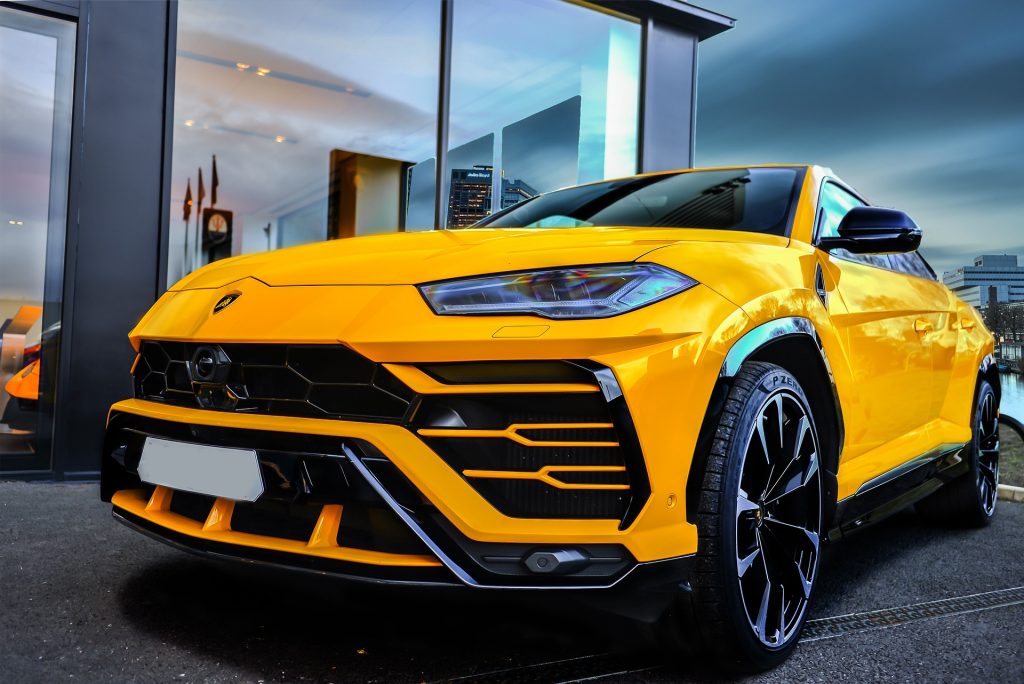 Lamborghini Urus scheda tecnica