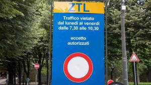 ztl-orari-citta-depositphotos- automotore