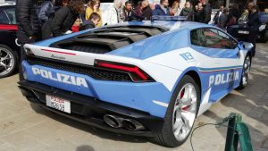 Auto polizia -wikicommons - automotore