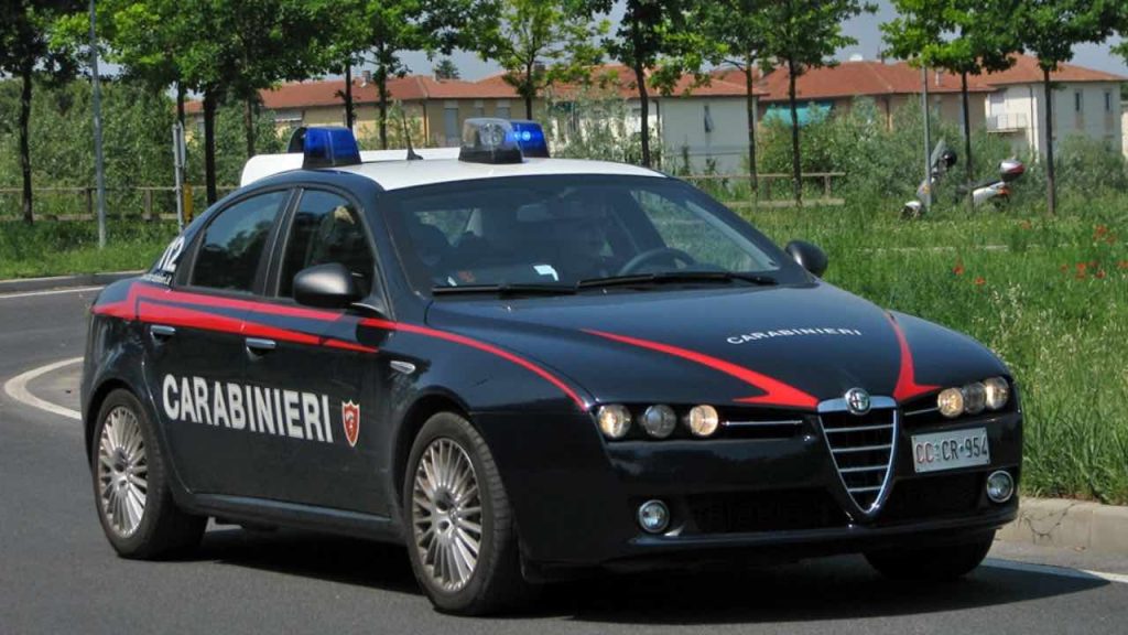 Carabinieri - wikipedia - automotore