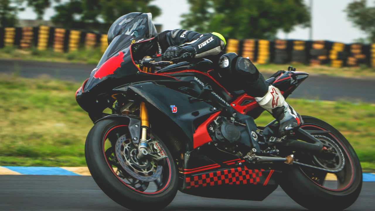 Moto - motogp- pexels- automotore