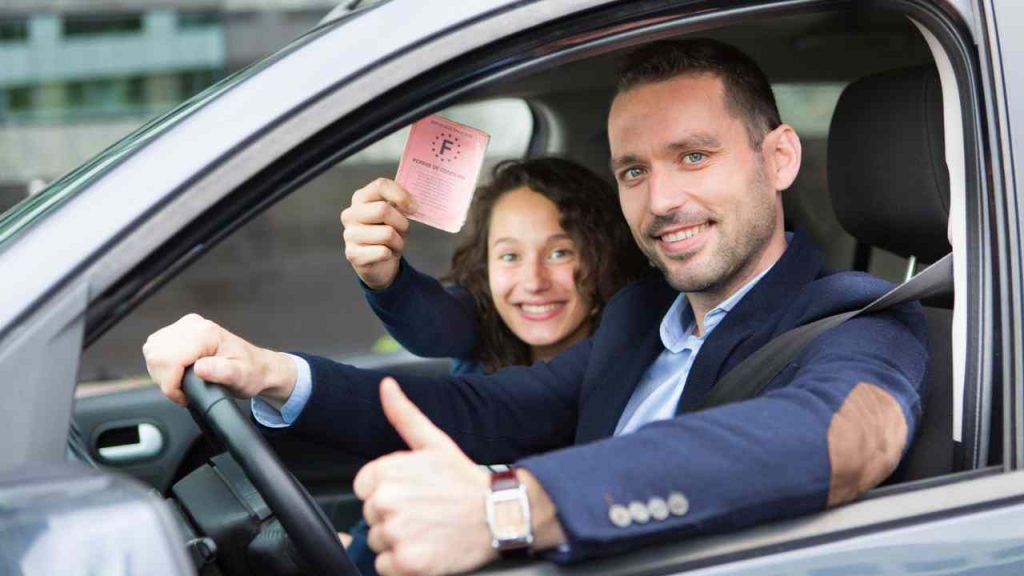 Neopatentato-rinnovo-patente-Depositphotos.com-automotore