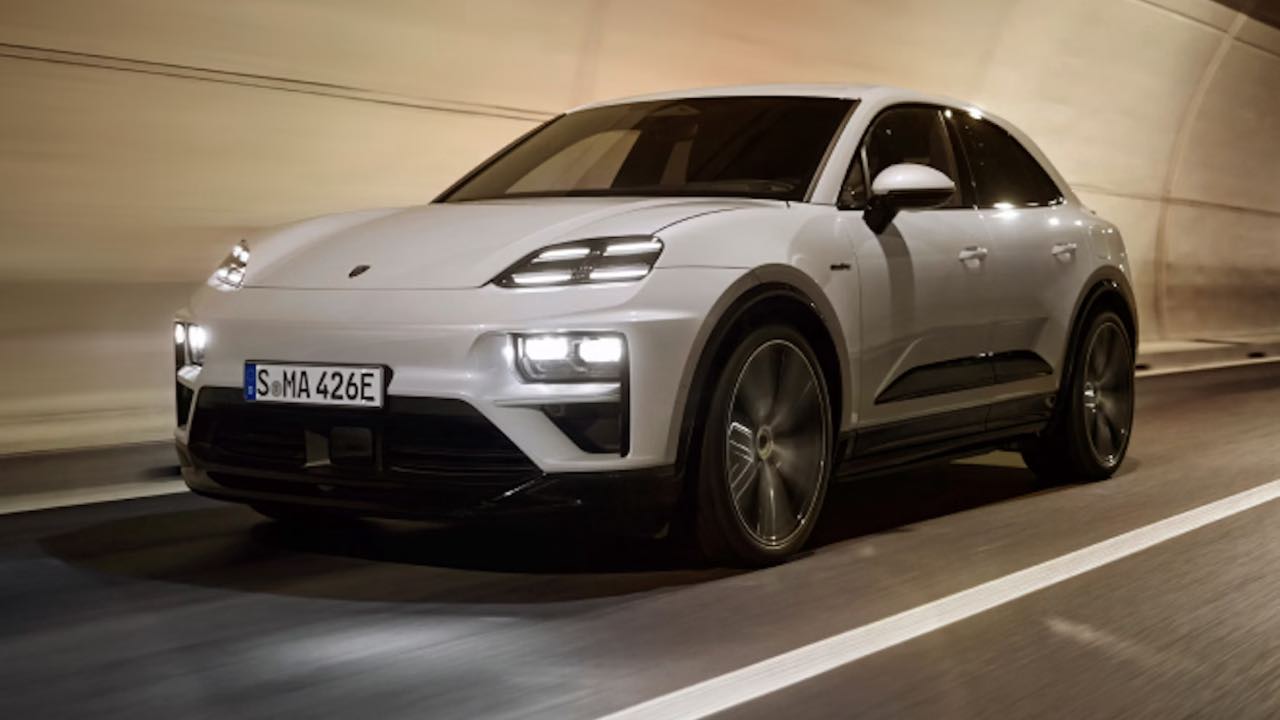 Porsche Macan grigia - Porsche - Automotore