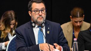 Salvini - automotore