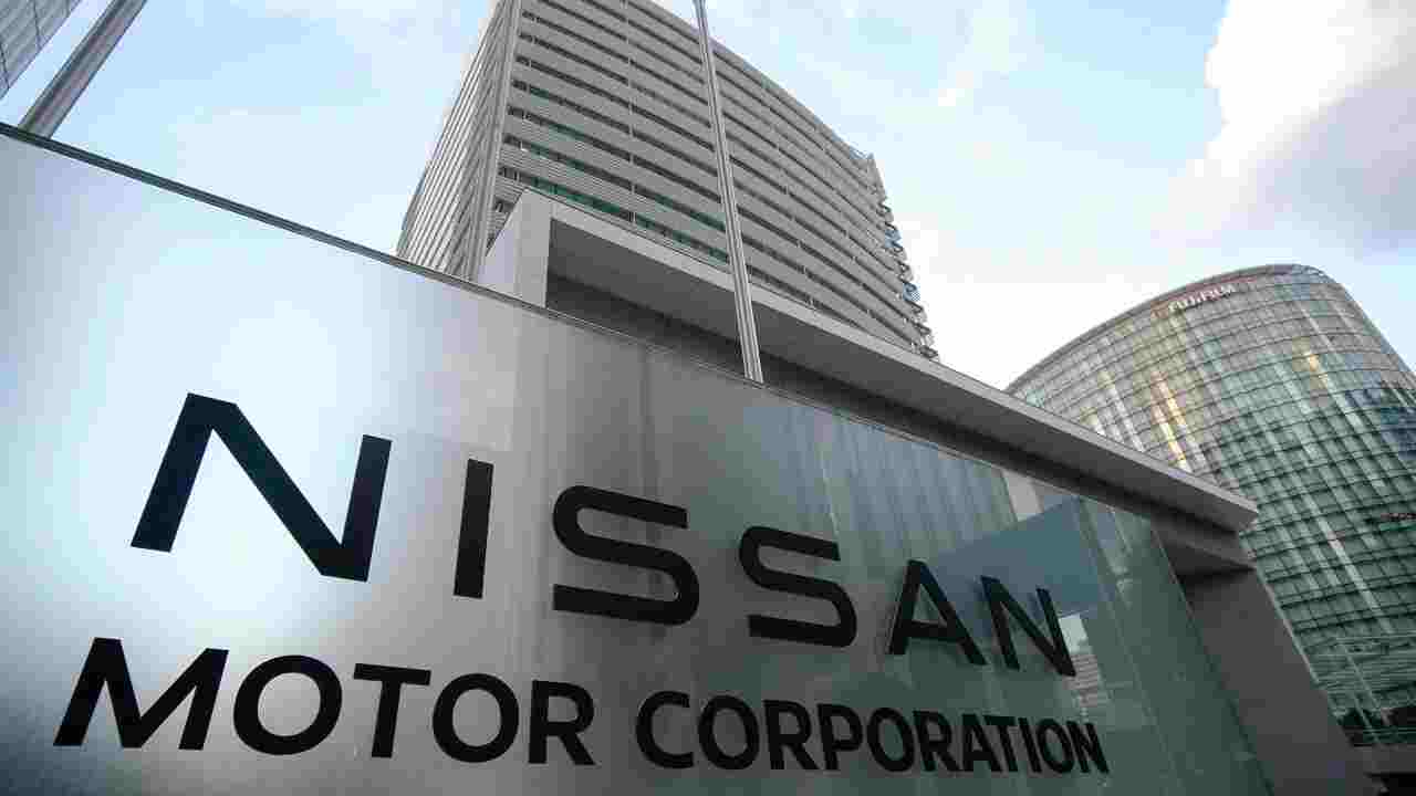 Nissan, stop al piano produzione elettriche in USA